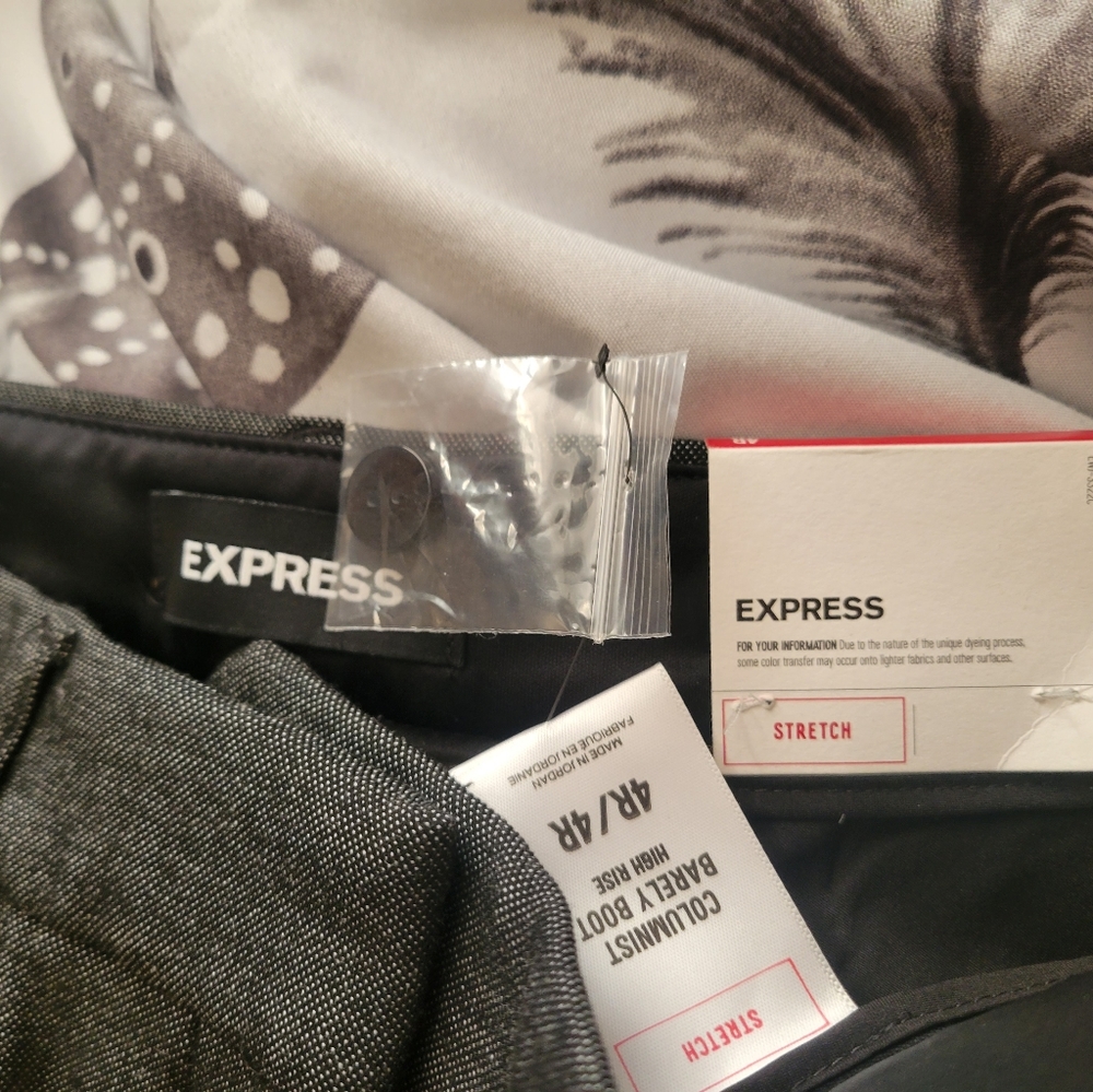 NWT Express Columnist 4R